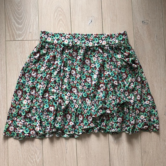 Zara Floral Wrap Mini Skirt - Picture 1 of 8
